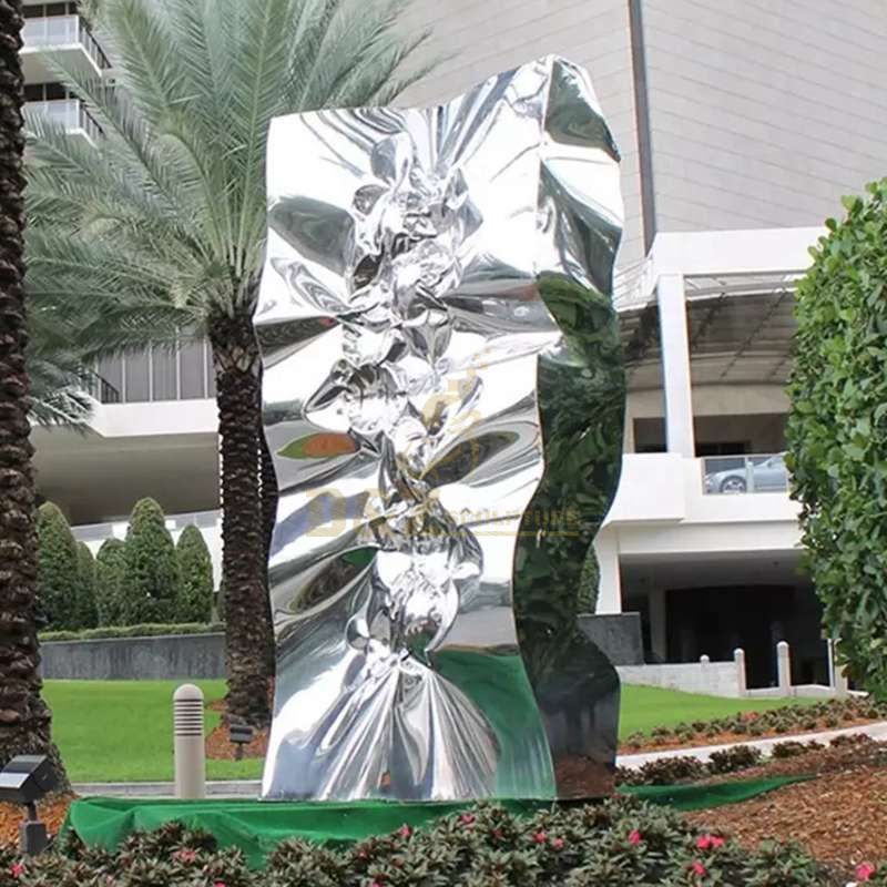 Outdoor Mirror Polished Stainless Steel Sculpture