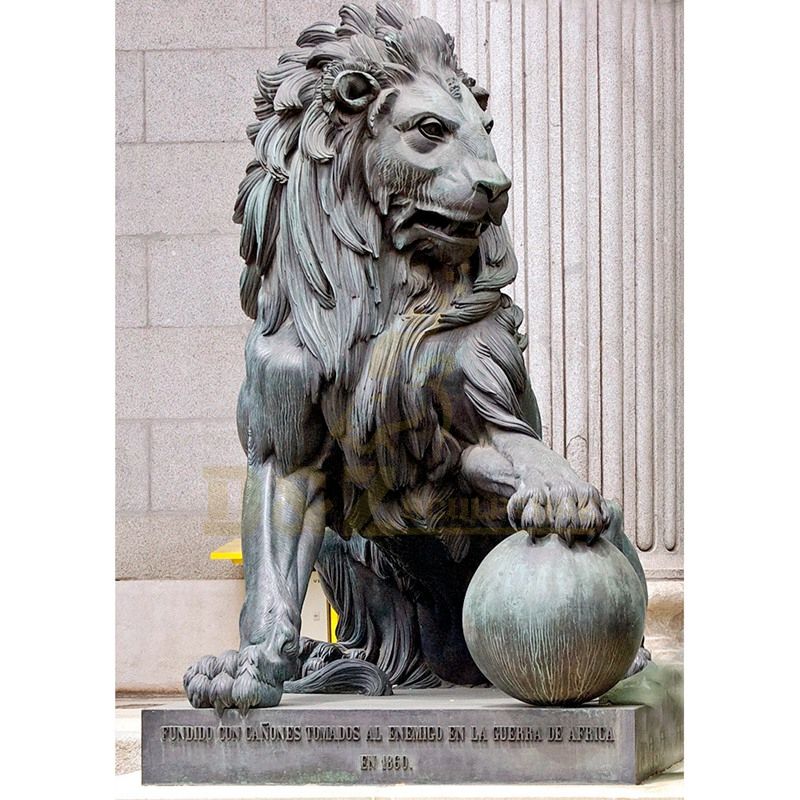 Home Decor Metal Art Sculpture Animals Antique Small Bronze Lion Statue Sculpture On The Ball