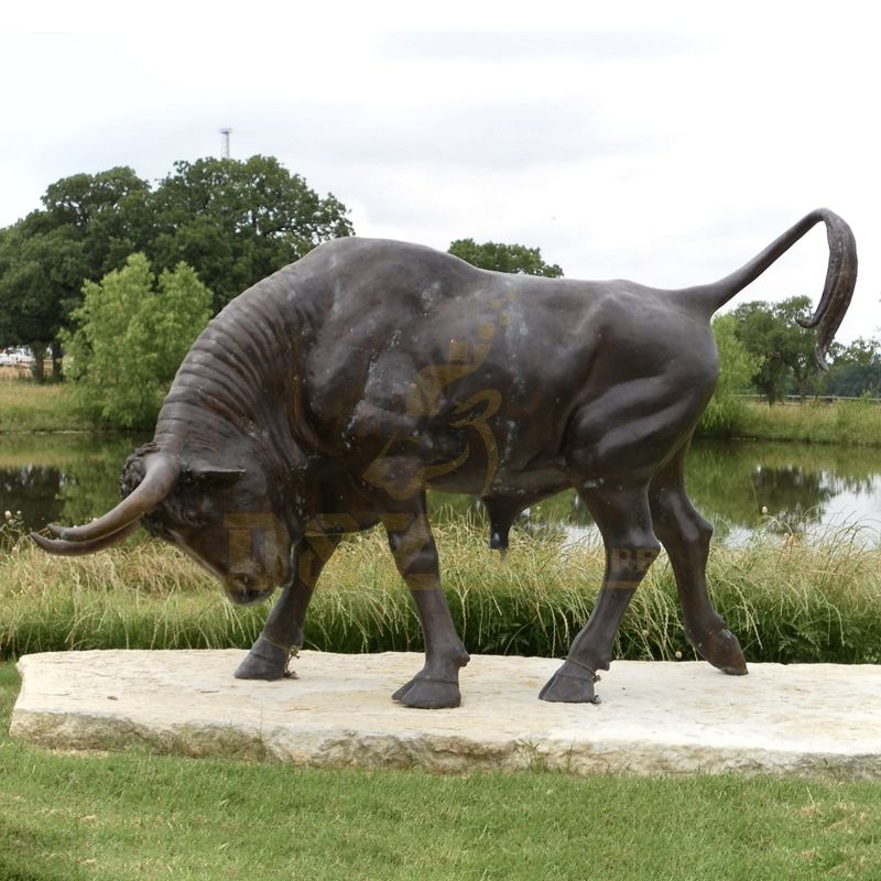 Factory Price Popular Outdoor Decoration Large Cast Bronze Bull Sculture