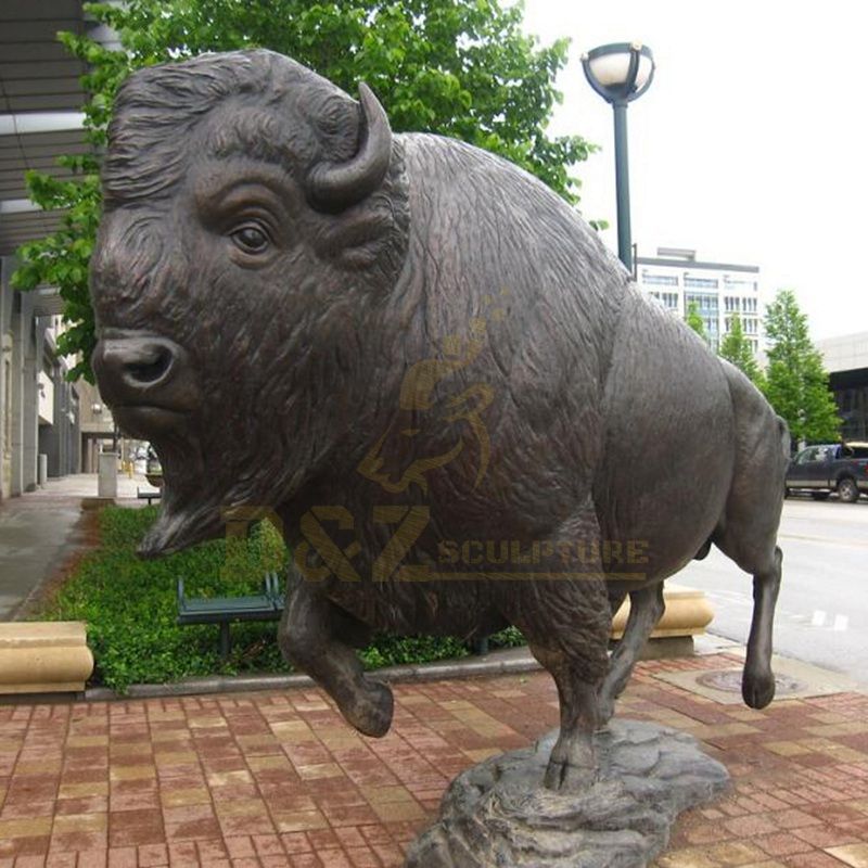 China Factory Promotion metal Giant Bull Bronze Sculpture