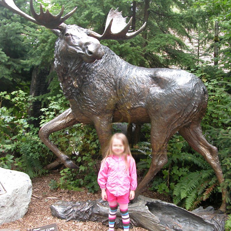 Large Size Public Art Cast Deer Bronze Sculpture For Park Decor