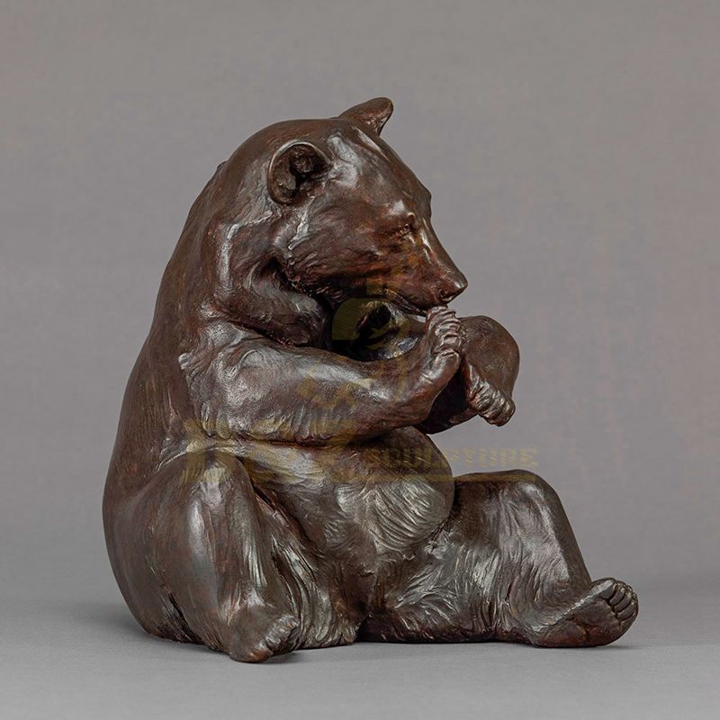 Customized Size Abstract Bronze Bear Sculpture