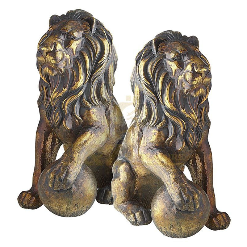 Custom Size Detail Cast Bronze Lion Sculpture With Ball