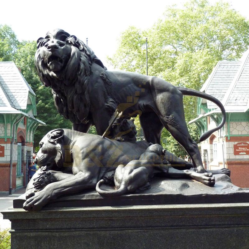 Outdoors Large Bronze Metal Injured Lion Sculpture