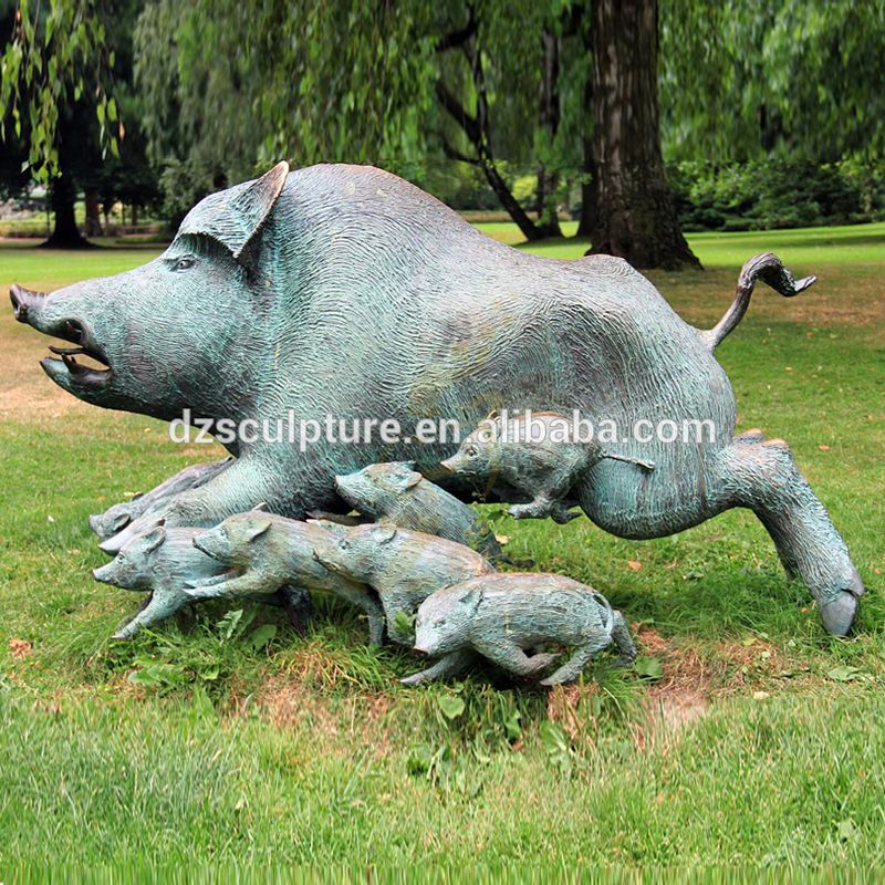 Factory cheap price famous cast brass wild boar sculpture