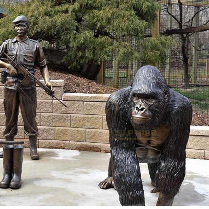 Classic Designs Outdoor Decorative Life Size Bronze Gorilla Sculpture