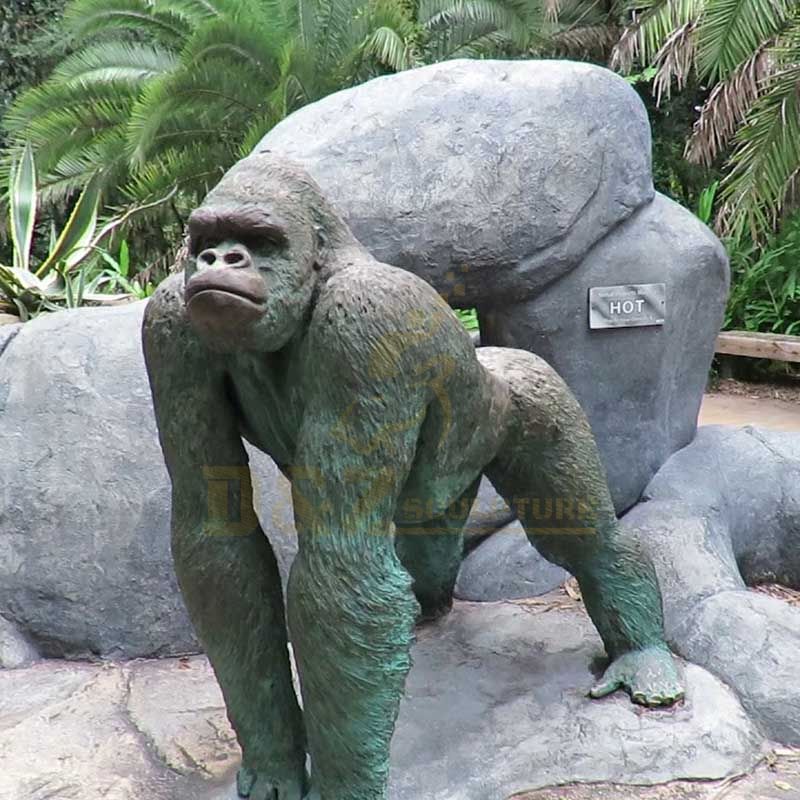 Life Size Bronze Gorilla Metal Casting Wildlife Sculpture