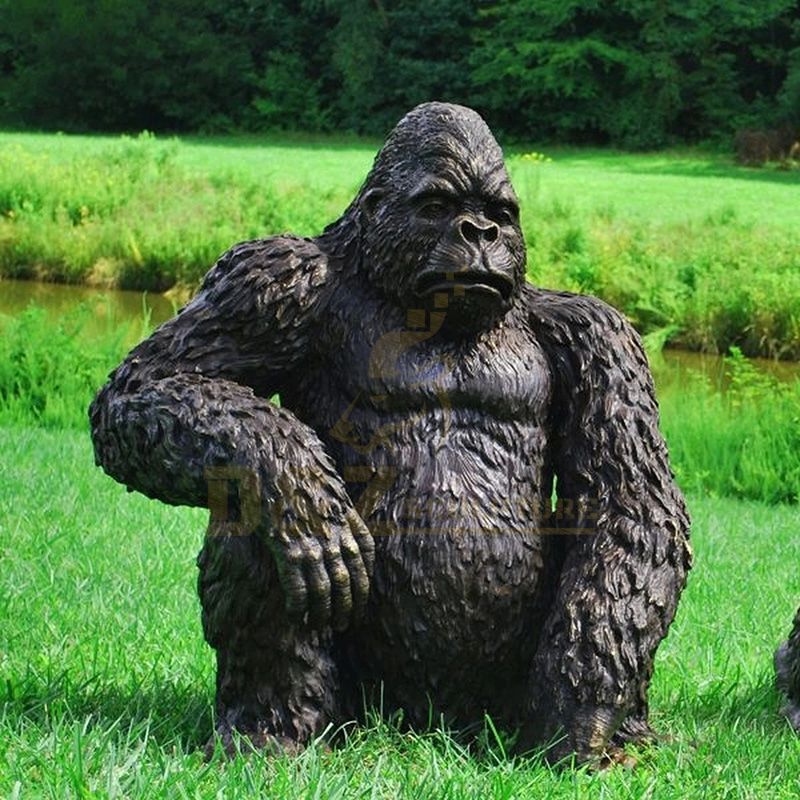 Factory Hot Sale Outdoor Garden Large Bronze Gorilla Statue