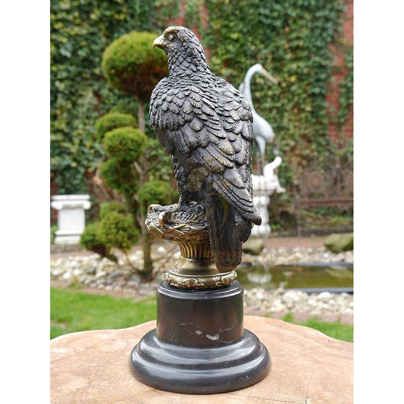 China Custom Made Decorative Animal Sculpture Garden Bronze Eagle Statues
