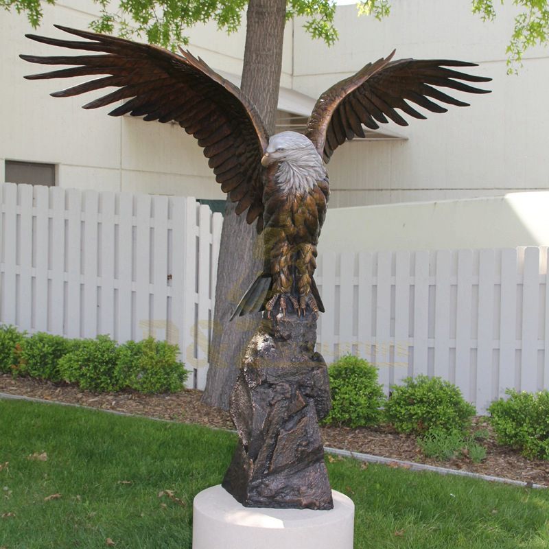 Life Size Custom Antique Cast Bronze Brass Eagle Sculpture For Garden