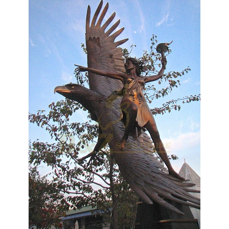 Popular Design Outdoor Garden Decor Brass Eagle Sculpture