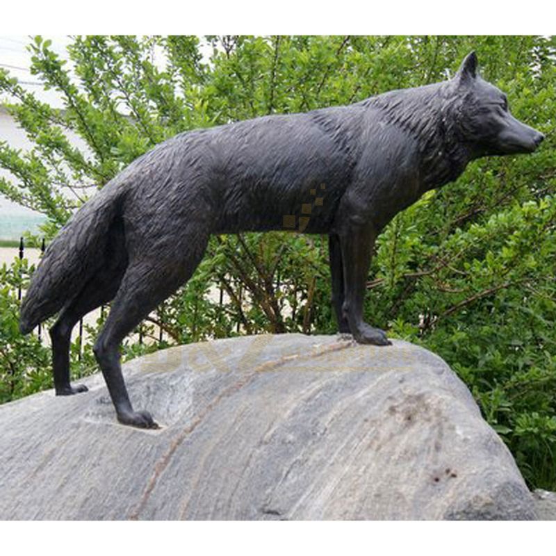 New Design Wholesale Price Bronze Wolf Sculpture Handmade Animal Sculpture