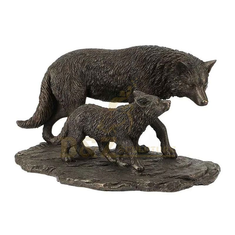 Garden Decor Life Size Metal Brass Wolf Sculpture Statue For Sale