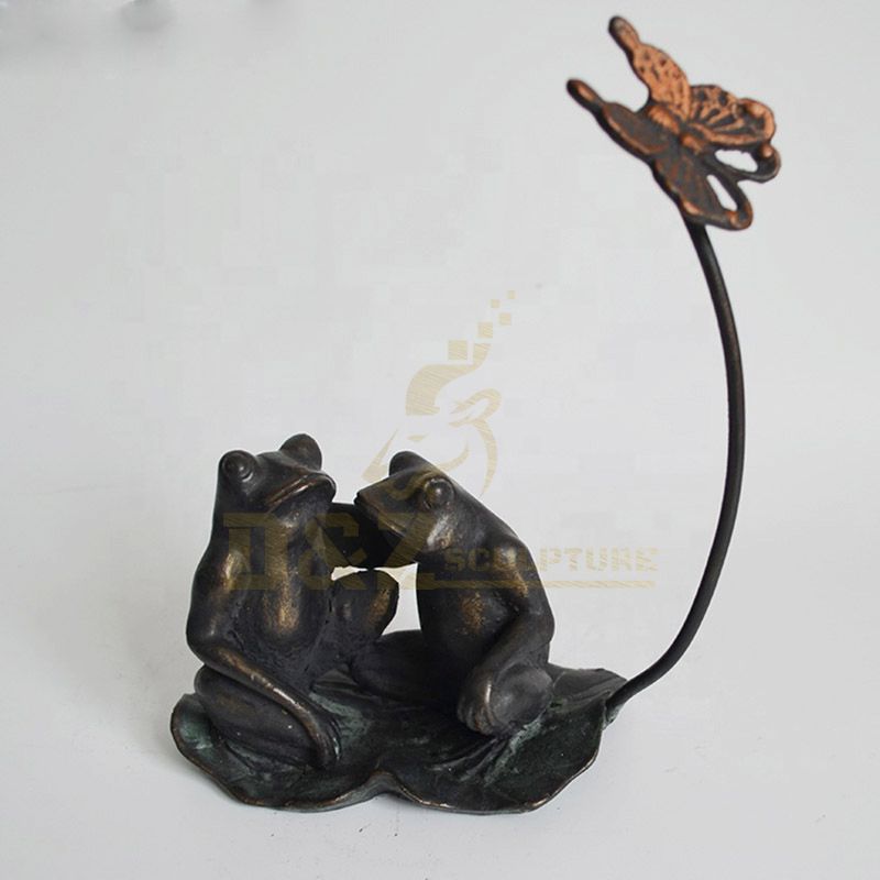 Custom Abstract Art Metal Bronze Frog Couple Statue Sculpture