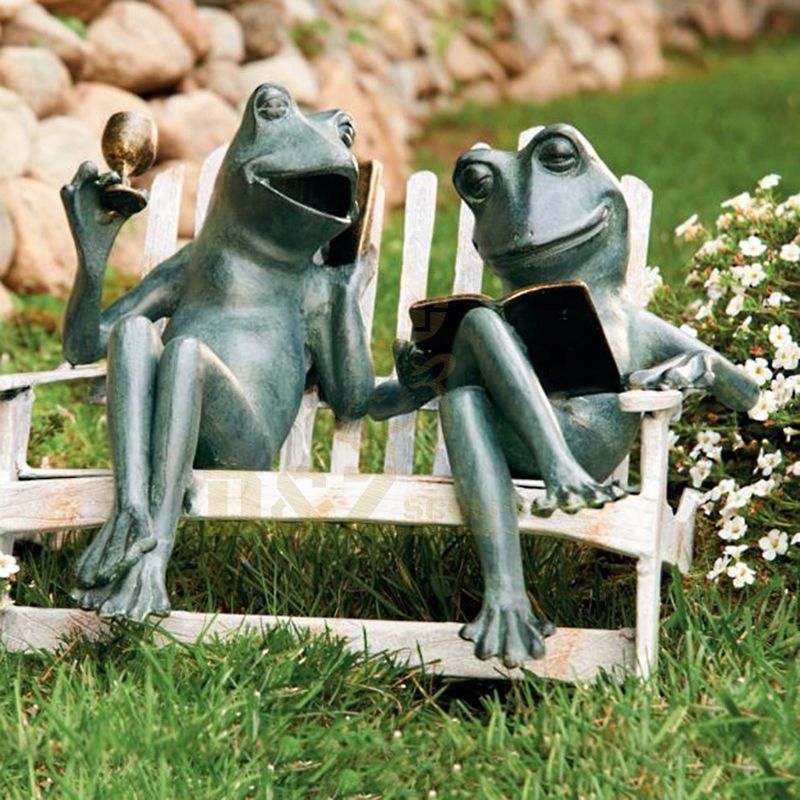 Modern Animals Outdoor Decorative Metal Art Garden Big Bronze Frog Statues