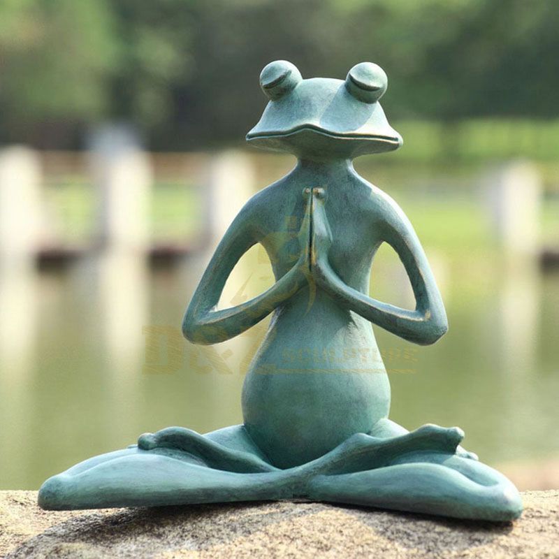 High Quality Modern art Metal Crafts Bronze Limber Yoga Frog Gargen sculpture