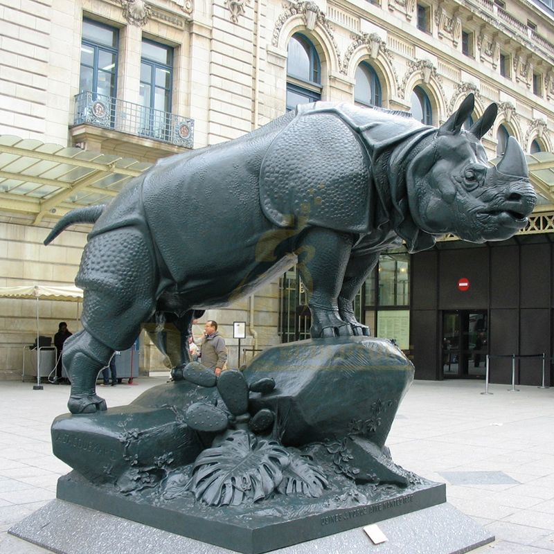 New Product Bronze Rhinoceros Outdoor Garden Decoration