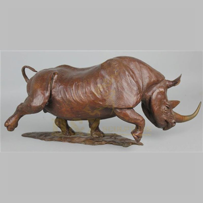 Metal Outdoor Ornamentation Life Size Bronze Rhino Sculpture For Sale