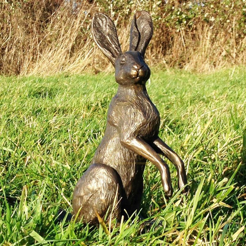Beautiful Outdoor Decoration Natural Rabbit Bronze Sculpture