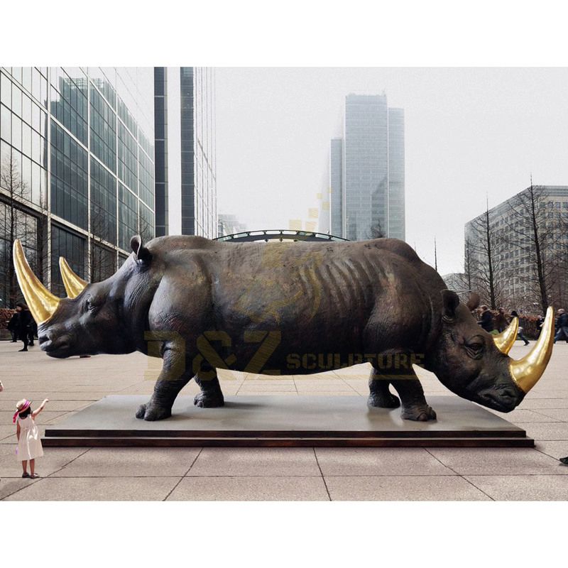 Outdoor Decoration Life Size Bronze Rhinoceros Statues