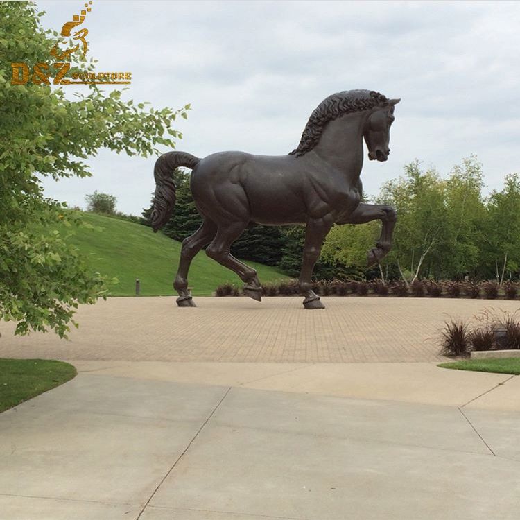horse statue bronze