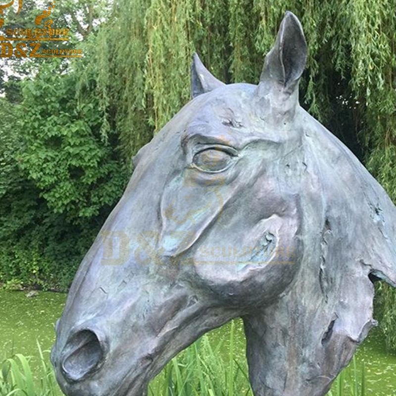 sculptures horse head