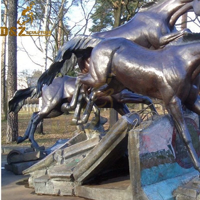 horse sculptures garden decor