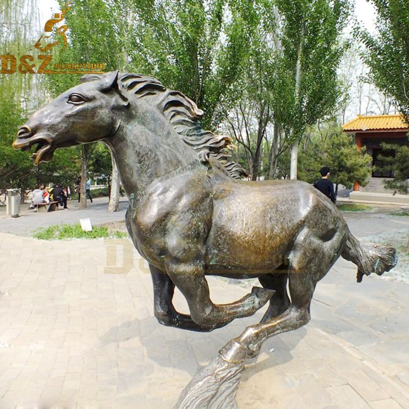 Outdoor life-size bronze running horse sculpture garden decoration