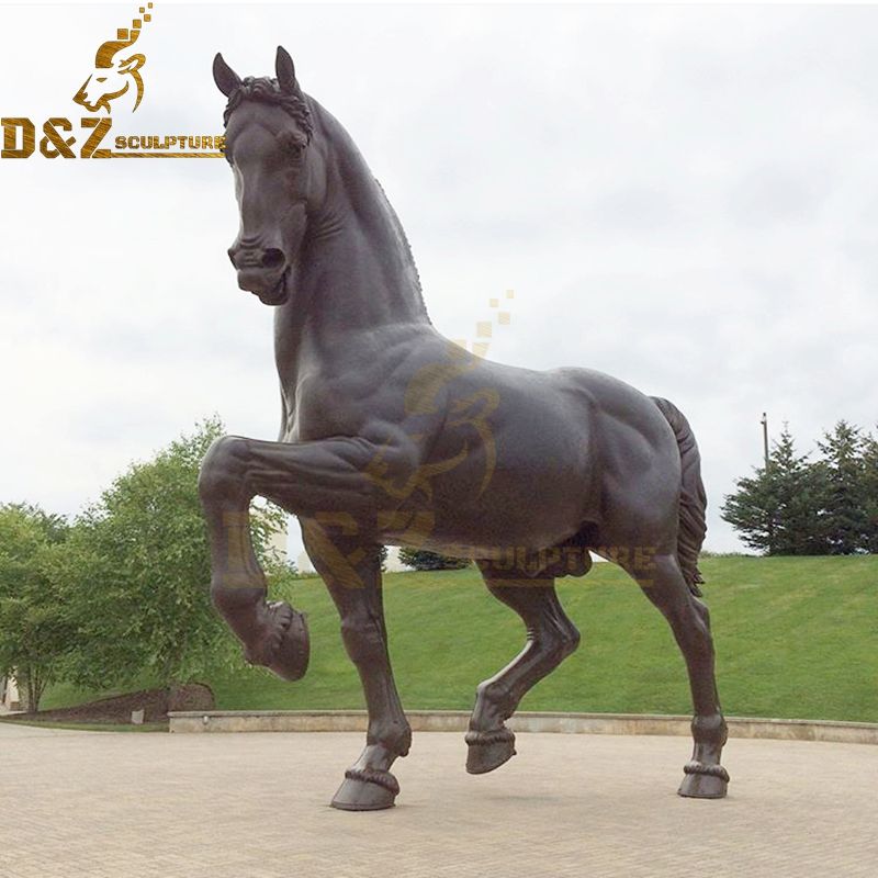 Large metal casting horse sculpture garden decoration for sale