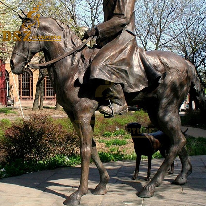 outdoor horse statues