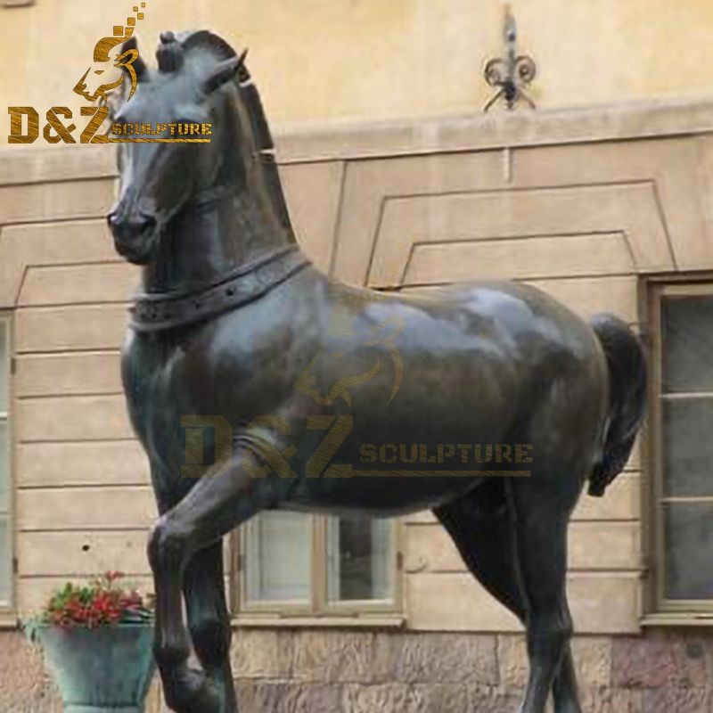 horse sculpture home