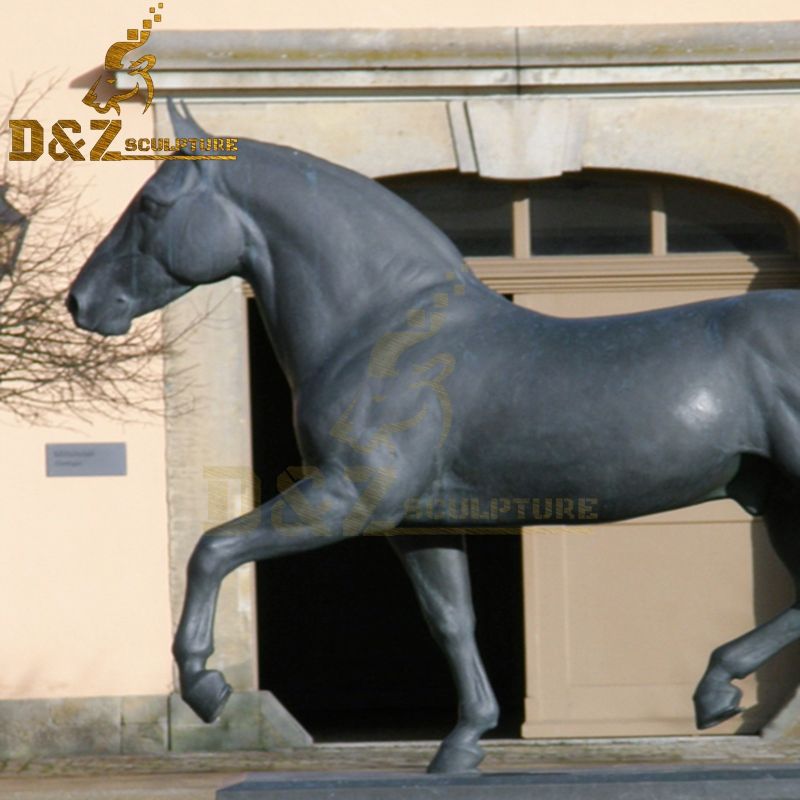 statues with horses