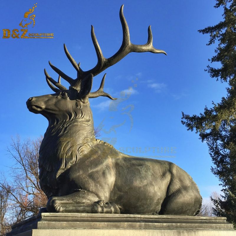 Outdoor park decoration bronze Lying stag statues for sale