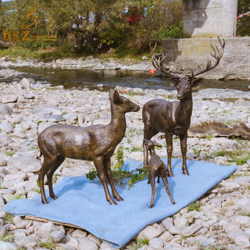 Exquisite bronze outdoor deer family garden sculpture for sale