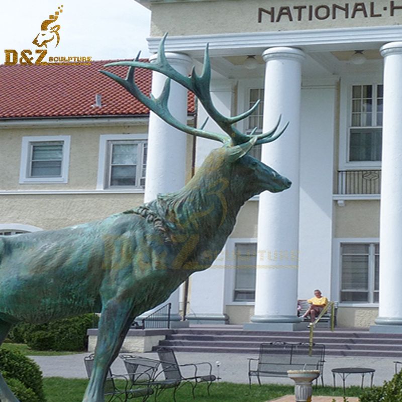 elk figurines