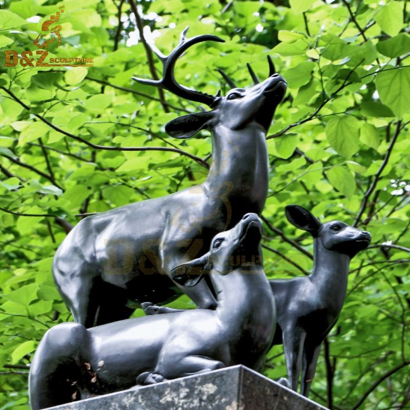 High quality garden design deer family statue decoration artwork