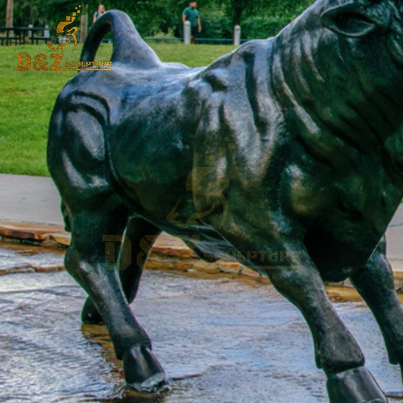 sculpture statue bull