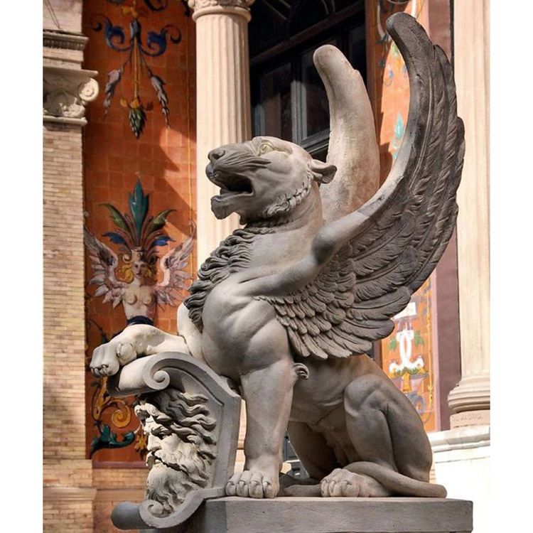 Famous palace decoration large size winged outdoor lion statue