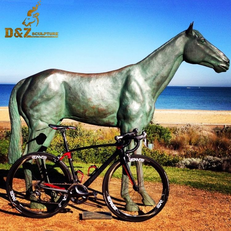 bronze horse statue