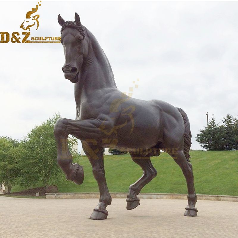 horse sculpture garden