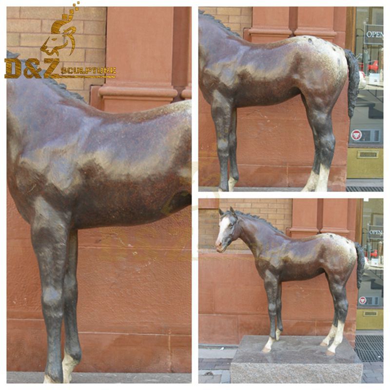 garden horse sculpture