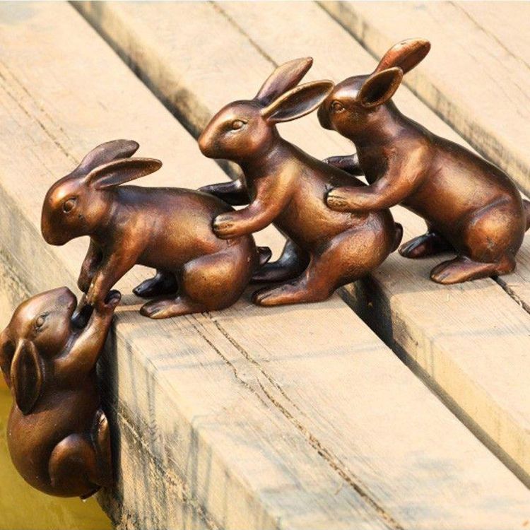 bunny bronze statue